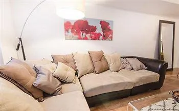 Royal Stays Suites - Blue Jays Way Toronto