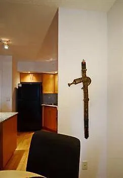 Royal Stays Suites - Blue Jays Way Toronto Canada