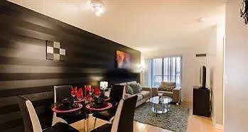 Royal Stays Suites - Blue Jays Way Toronto 4*,